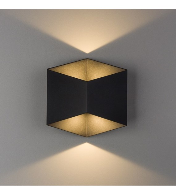 TRIANGLES 8142